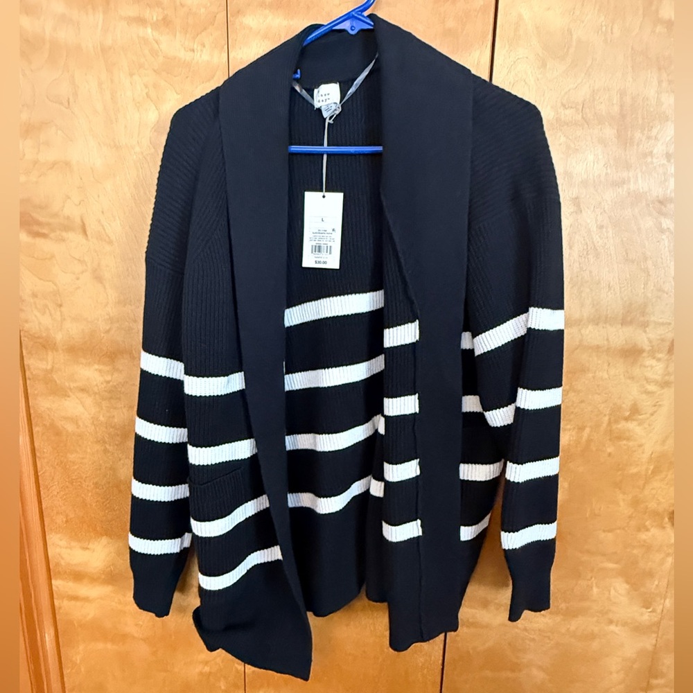 NWT * New Day Black and White Striped Cardigan Women Size Large